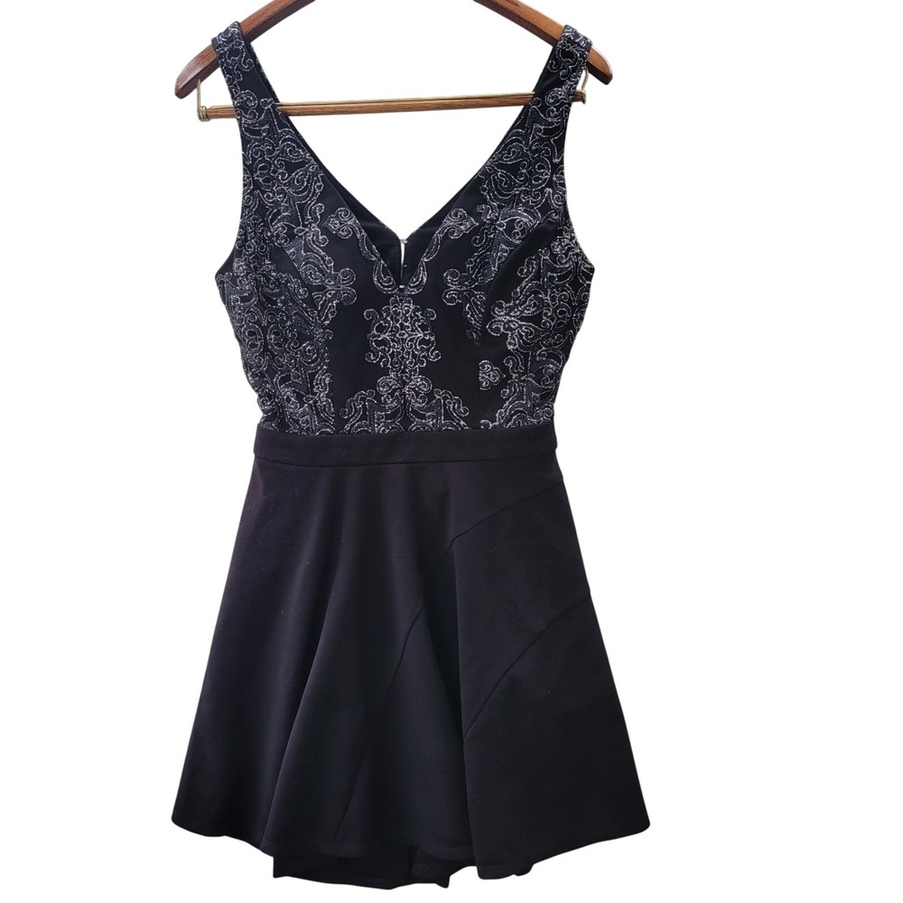 Windsor Black Silver Glitter Damask V-Neck Skaterโ Dress Size 5 Homecoming Party